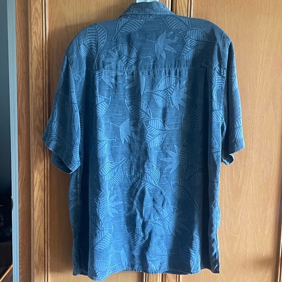 Joe Marlin original outfitters Blue Leaf Pattern Men's Shirt 100% silk size M - Picture 2 of 7